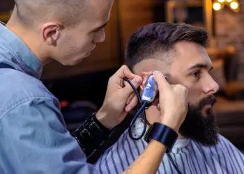 Erkek Saç Kesimi Nasıl Yapılır?