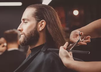 Uzun Saçlı Erkekler İçin Saç Bakımı Yöntemleri